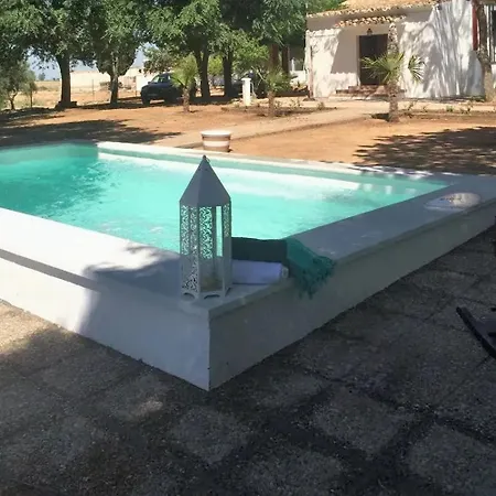 Вилла Luxurious In + Pool *