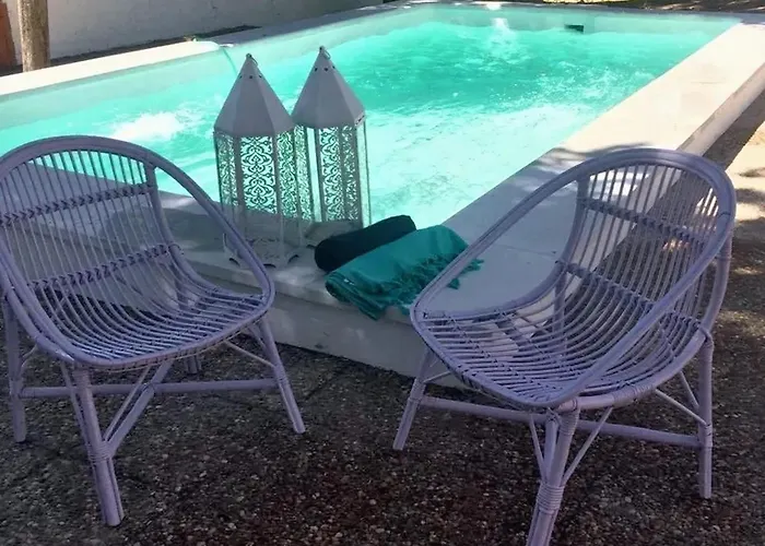 Luxurious In + Pool Вілла